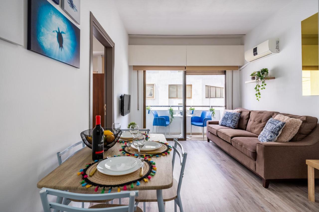 Eleni'S 1-Br Apt In Larnaca Center Bagian luar foto
